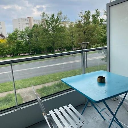 Grand Appartement Entier Situe A Aulnay-Sous-Bois Exterior photo
